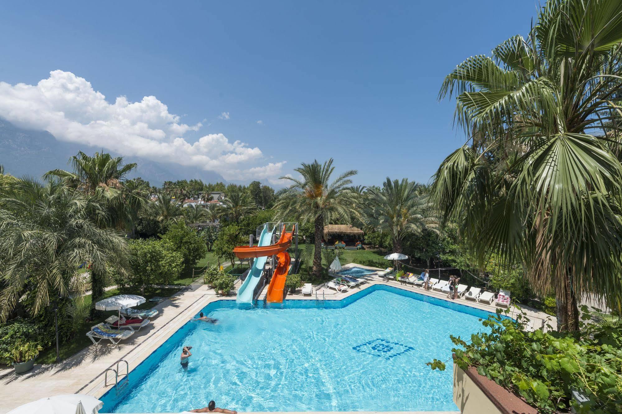 קמר Asdem Park Otel מראה חיצוני תמונה